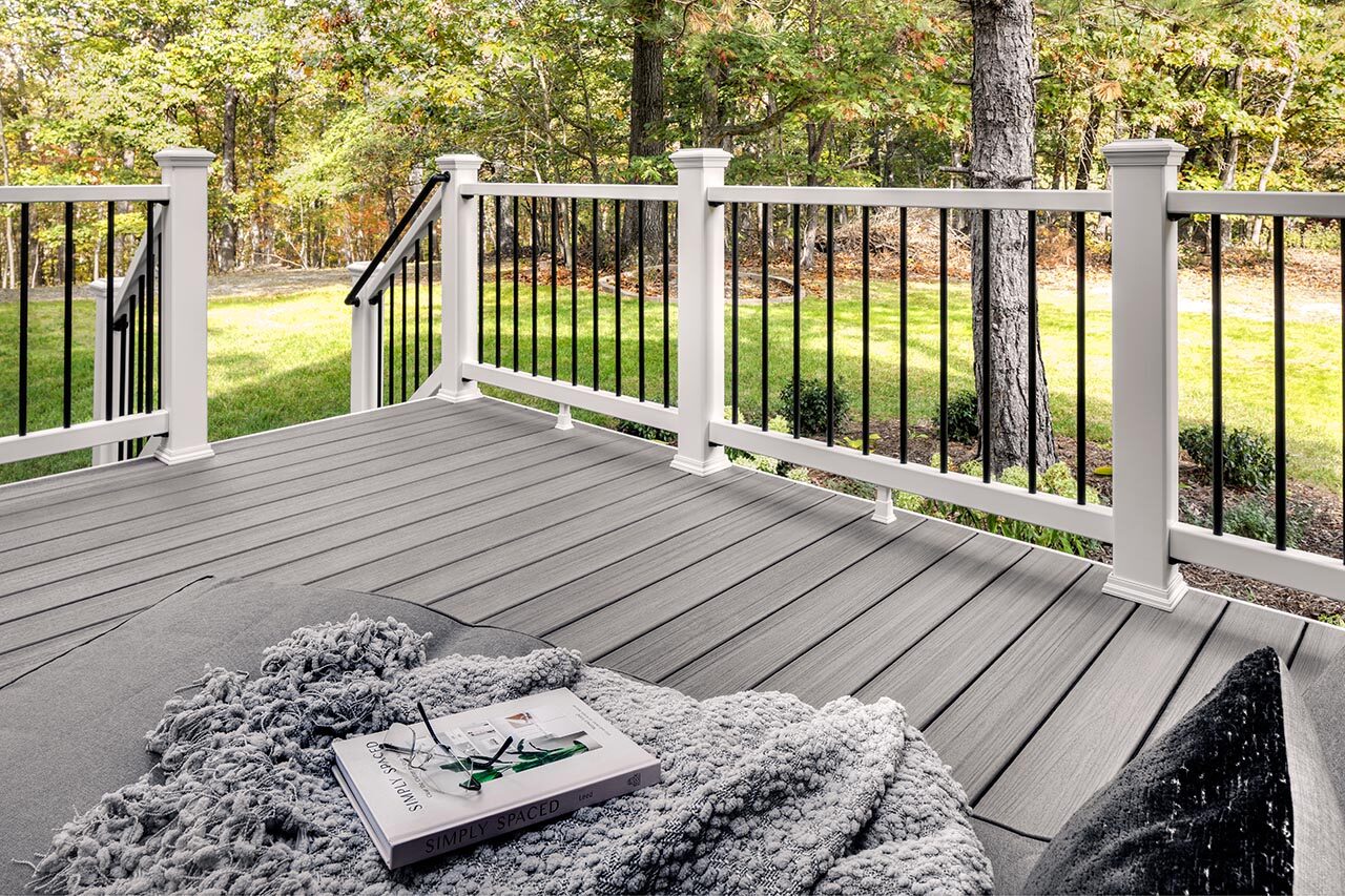 How to Clean Trex Decking: The Complete Homeowner’s Guide 1 enh azdeck 12 rh sel railing wt ada handrail blanket book