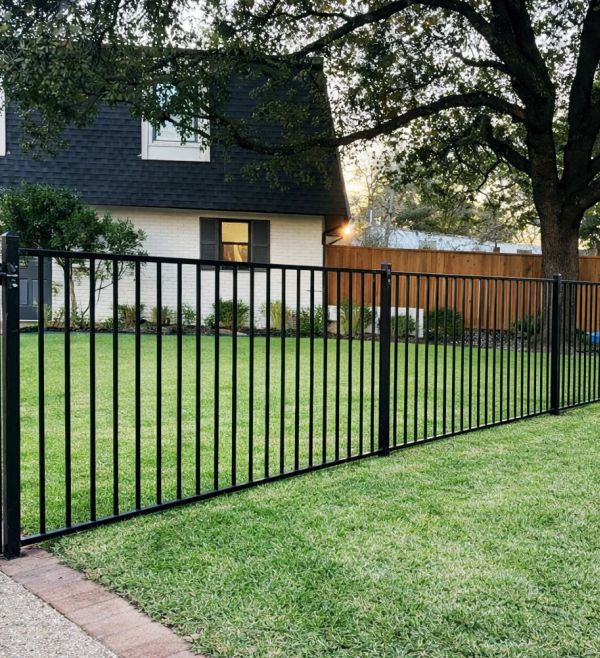 Choose Sagamore Fence & Deck—Best Custom Fence Installer in Texas